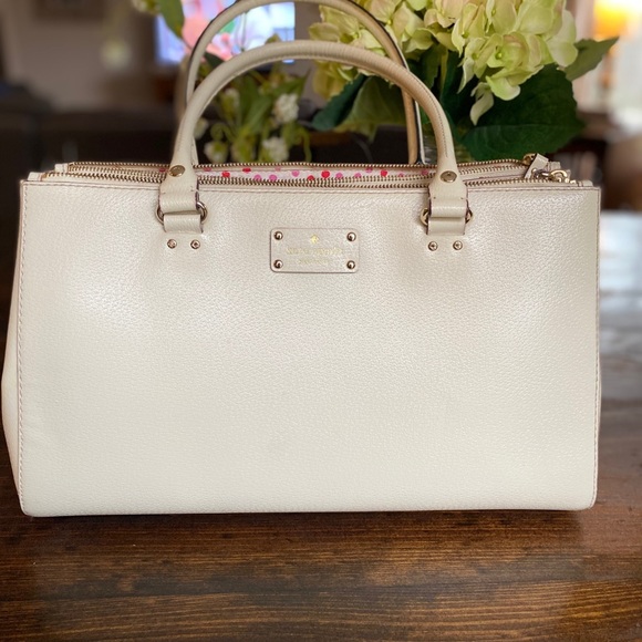 Beautiful Kate Spade bag - Picture 3 of 5
